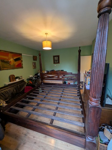 Antic poster bed - 4, super