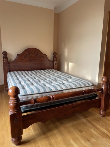 Classic solid wood poster - poster, bed