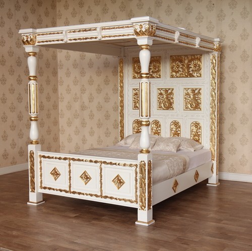 Four poster bed white - |,