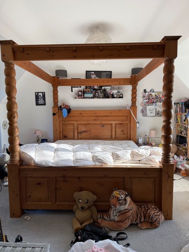 Beautiful solid pine four - beautiful,